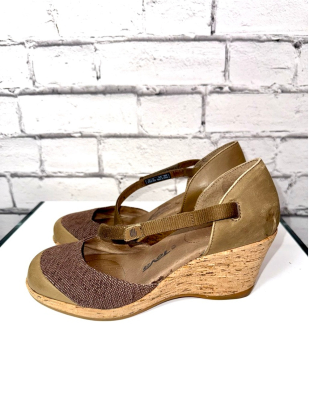 Women's Teva Riviera Mary Jane Brown Tan Wedge Sandals Strappy Sandals Size 7